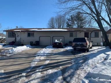 Main picture of 221 21st Ave S