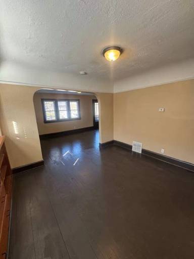 Main picture of 3232 N 6th St