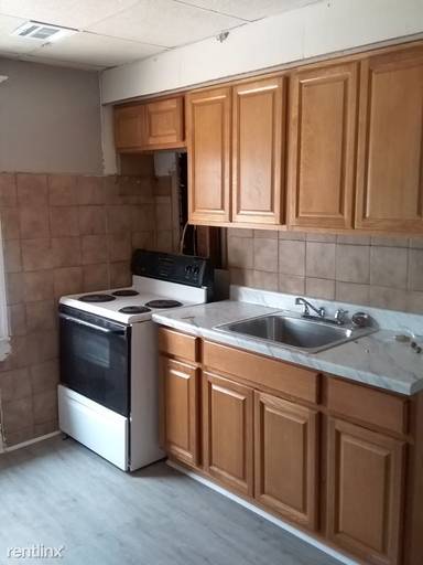 Main picture of 925 S 19th St