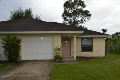 Main picture of 372 Cocoa Ct