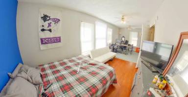 Main picture of 922 Bertrand St