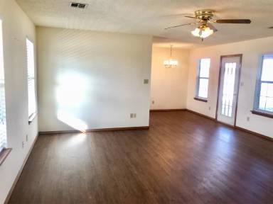 Main picture of 618 W 19th St S