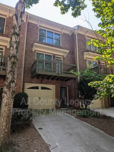 Main picture of 1375 Idlewood Parc Xing