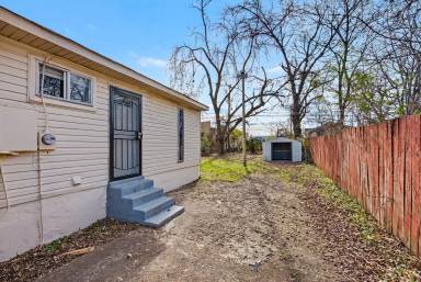 Main picture of 543 E Gage Ave