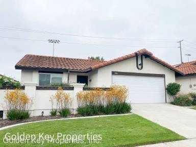 Main picture of 4866 Gardenia St