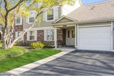 Main picture of 227 Blossom Ct