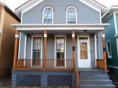 Main picture of 833 W Washington Blvd