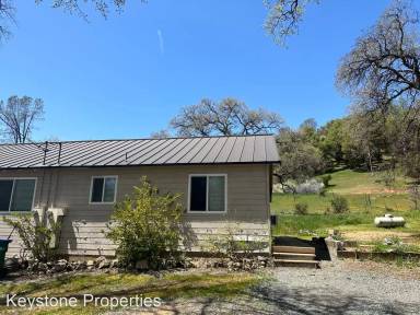 Main picture of 20300 S Sunshine Rd