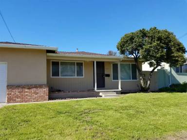 Main picture of 1216 Giovanni St