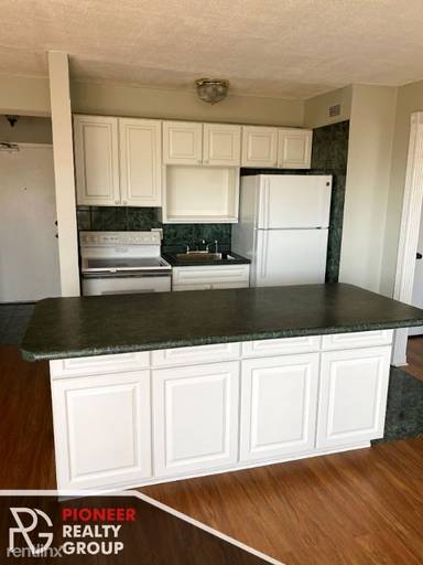 Main picture of Wellington Place Apartments