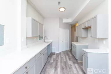 Main picture of 2631 N Halsted St