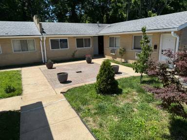 Main picture of 2323 Woodson Rd