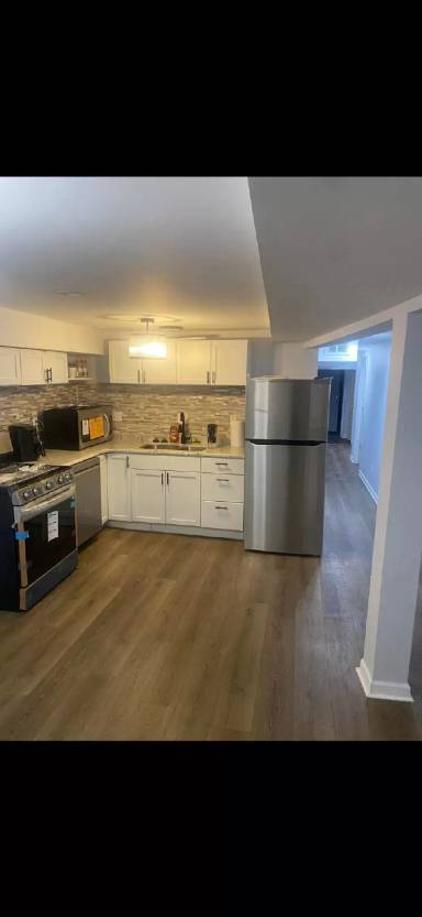 Main picture of 7204 S Cornell Ave