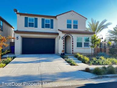 Main picture of 9766 Ardisia St