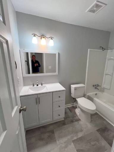 Main picture of 1003 Piney Woods Rd