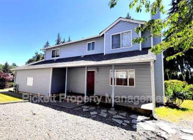 Main picture of 600 NE Flagstone Ln