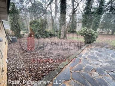 Main picture of 2451 Harwood Dr