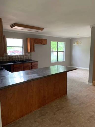 Main picture of 2605 E George Richey Rd