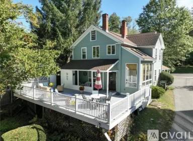 Main picture of 826 Worthington Rdg