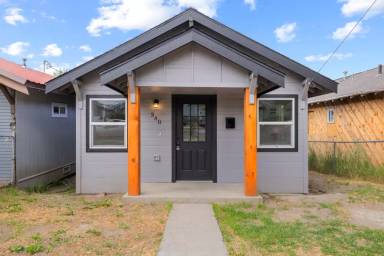 Main picture of 340 Martin St