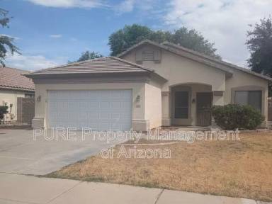 Main picture of 3954 E Lexington Ave