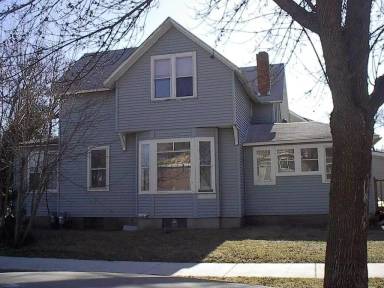 Main picture of 321 N 3rd St