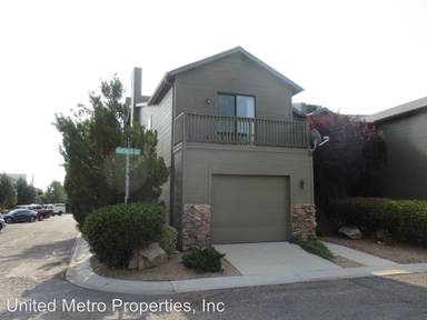 Main picture of 1131 Hughes St