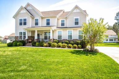 Main picture of 11913 James Overlook Ct
