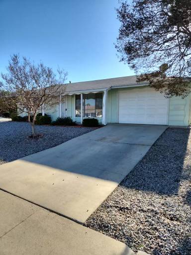 Main picture of 26787 Oakmont Dr