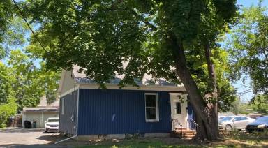 Main picture of 545 Lincoln Way E