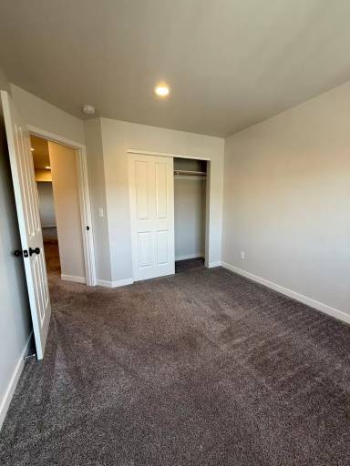 Main picture of 43 Samantha Ct