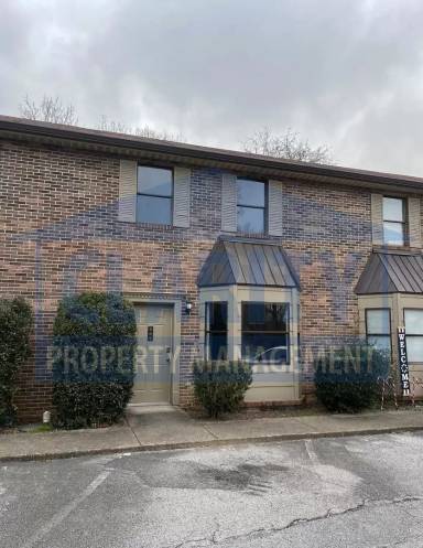 Main picture of 906 Valley Head Rd NW