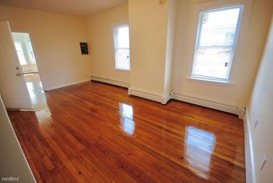Main picture of 154 Bennington St