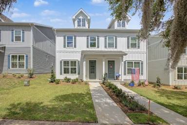 Main picture of 4065 Four Oaks Boulevard - 1