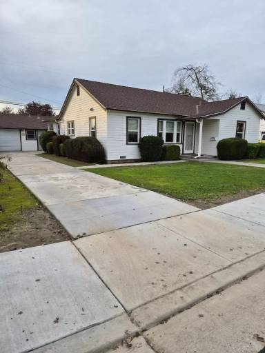 Main picture of 1059 S Rupert Ave