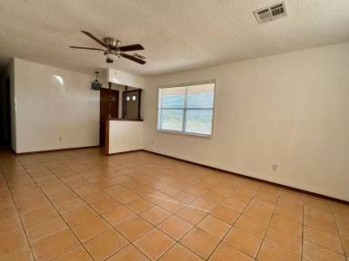 Main picture of 12706 NE Rogers Ln