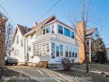 Main picture of 1937 E Washington Ave