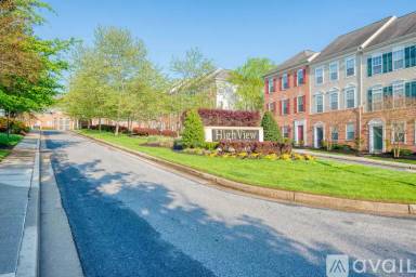 Main picture of High View at Hunt Valley