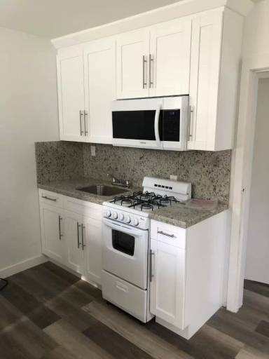 Main picture of 4340 SW 9th St