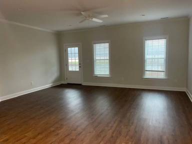 Main picture of 1601 Hugo Rd