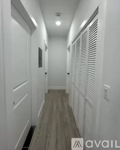 Main picture of 348 Carnegie Pl