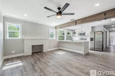 Main picture of 186 22nd Ave N
