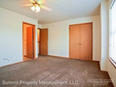 Main picture of 862 S Curtis Ave