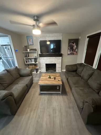 Main picture of 2025 Detroit Ave NW