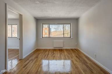 Main picture of 90 Wrentham St