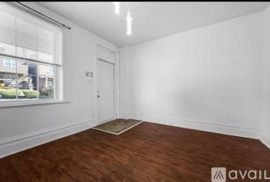 Main picture of 110 S 7th St