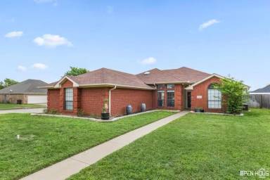 Main picture of 5117 Untalan St