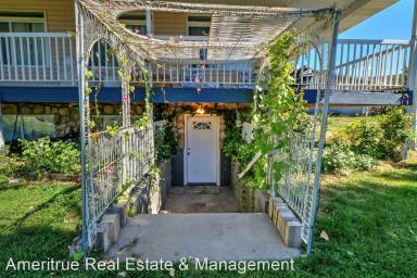 Main picture of 2615 Canyon Rd