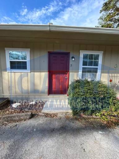 Main picture of 1901 Park St NE