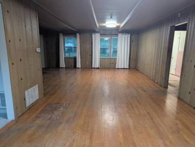 Main picture of 5520 S Madison Ave